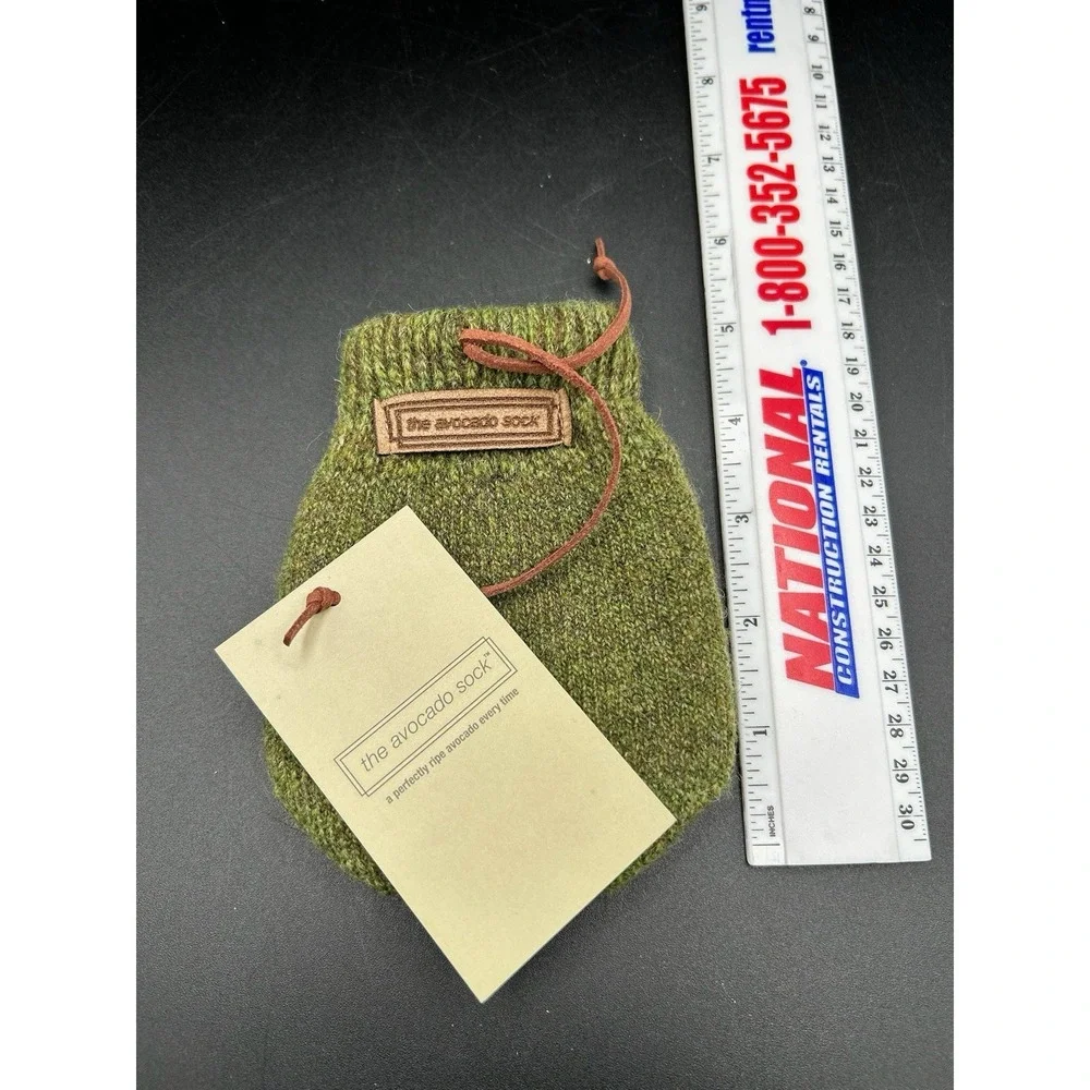 Avocado Lot Avocado Sock Perfectly Ripen Natural Wool & Joie Storage Container
